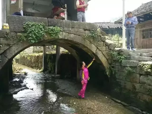 g.webp.jpg g.webp.jpg