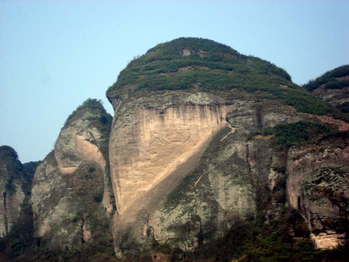 栩栩如生的海螺山