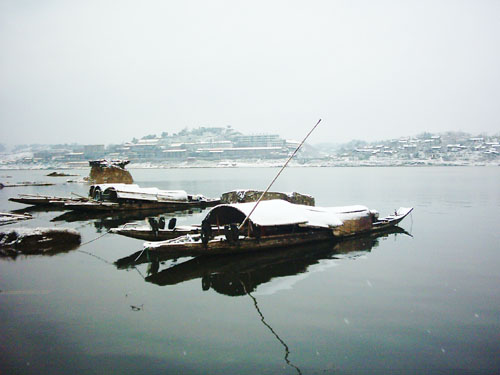 垂钓沅江雪