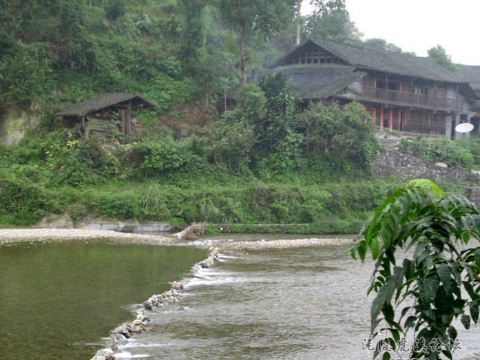 青山秀水炊烟人家