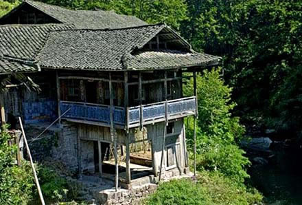 沅陵县农村的漂亮木屋(