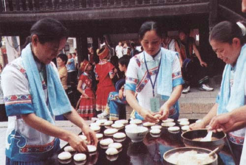 湘西沅陵民族风情:腊月二十八打粑粑